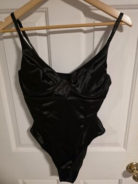 Women's Black Satin  Bodysuit Snap Closure Size Large